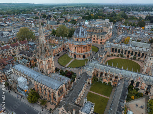 Aerial view over the city of Oxford with Oxford University. Radcliffe Camera and All Souls College, Oxford University, Oxford, UK