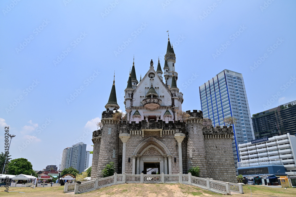 BANGKOK, THAILAND - JUNE 21, 2023 : The Beautiful Ancient Old Castle at JODD FAIRS DanNeramit with blue sky background at Thailand.