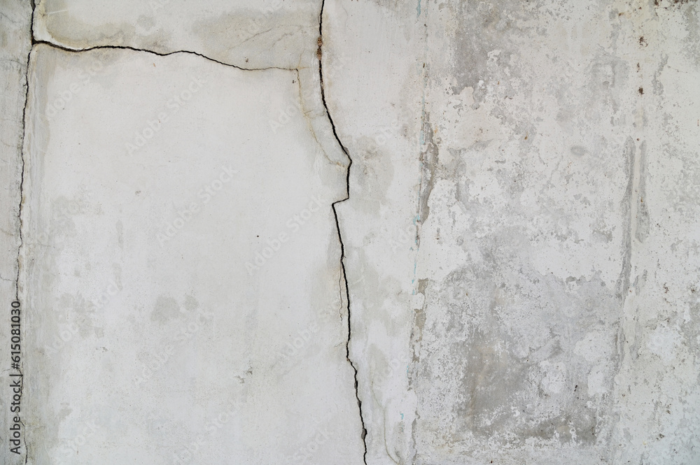 Fototapeta premium Grunge concrete cement wall with crack in industrial building, great for your design and texture background