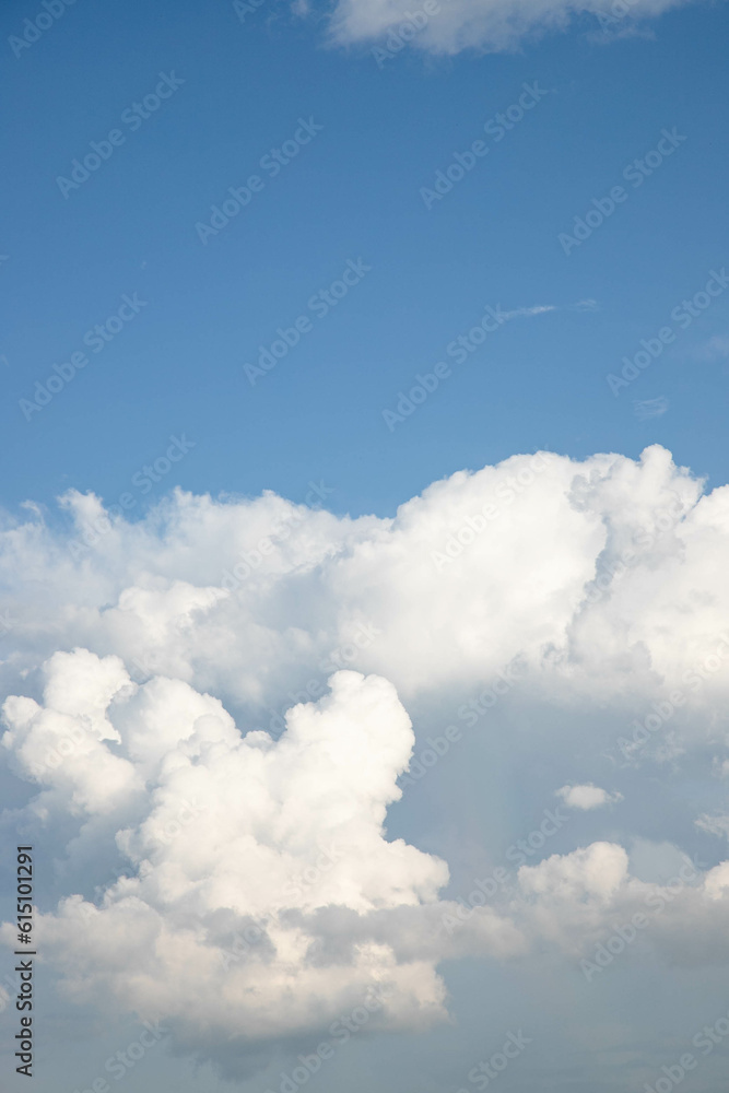 Obraz premium blue sky with clouds