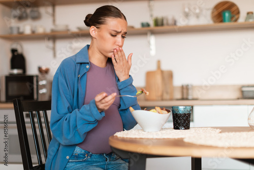 Quadro su tela Toxicosis during pregnancy