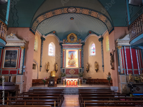 Altar da Igreja de Nossa Senhora da Assun    o em Bardos no Pa  s Basco  Fran  a