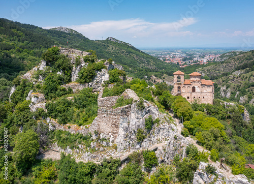 Obraz na płótnie Ruins of Asen’s Fortress, Bulgaria w salonie