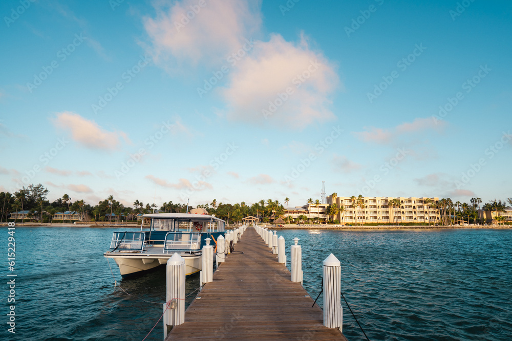 Islamorada in the Florida Keys: Beach resort boat dock