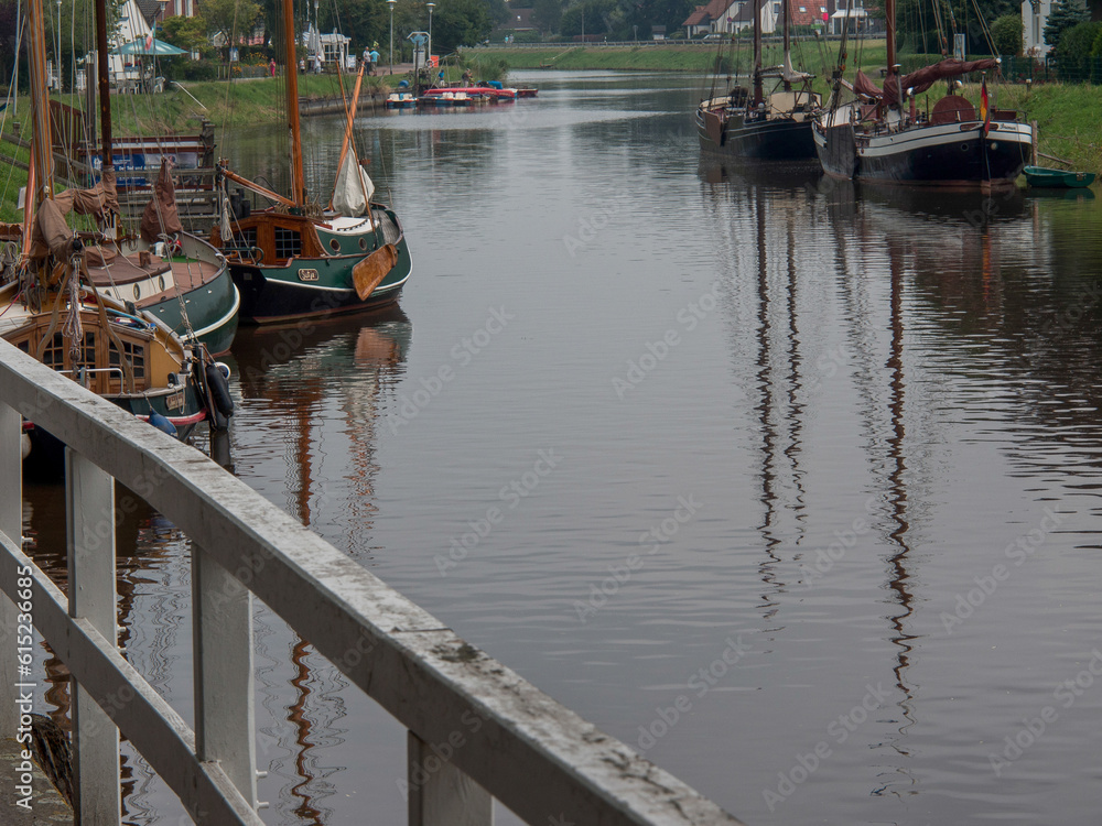Obraz premium Am Hafen von Carolinensiel in Ostfriesland