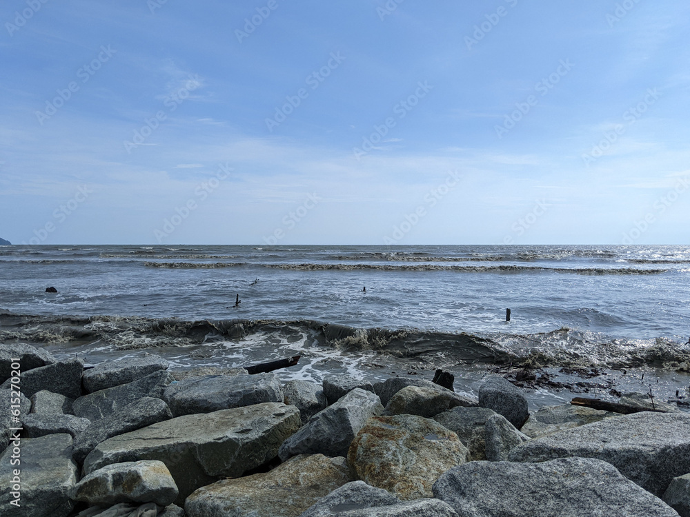 The atmosphere from the beach is beautiful with strong waves The atmosphere from the beach is beautiful with strong waves