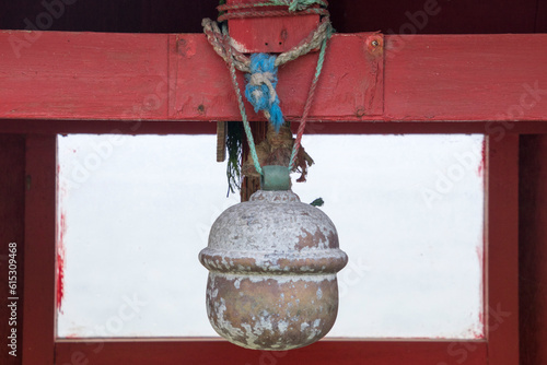 神社の鈴