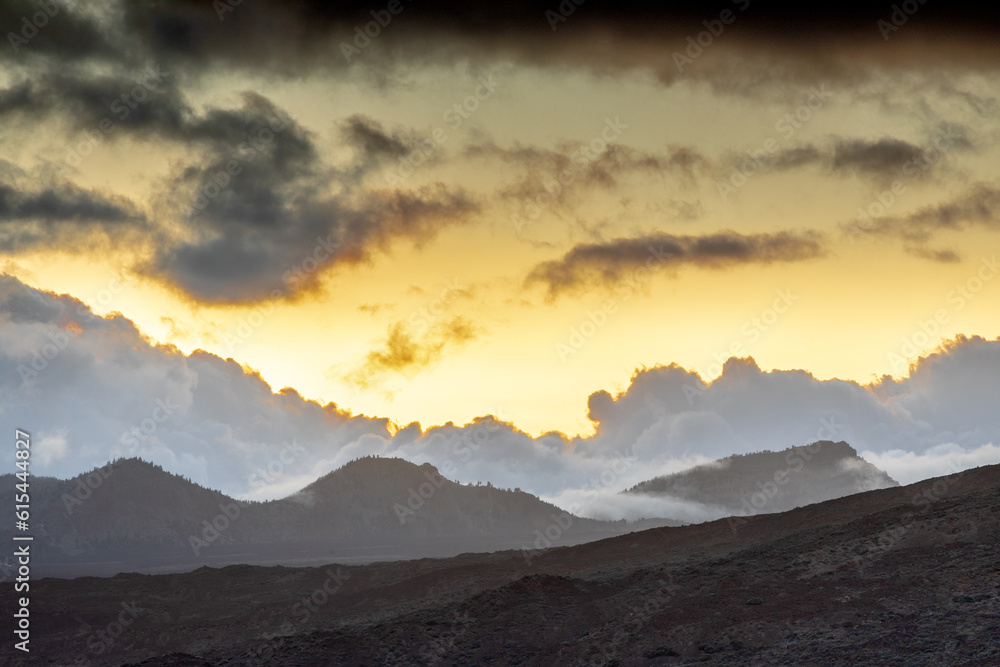 Sonnenuntergang im Teide Nationalpark auf Teneriffa Sonnenuntergang im Teide Nationalpark auf Teneriffa