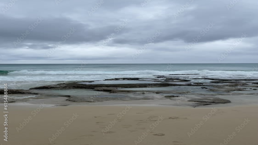 海 海