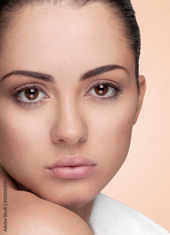 Obraz premium Young beauty woman with perfect skin