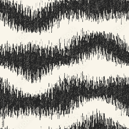 Monochrome Ikat Textured Wavy Pattern