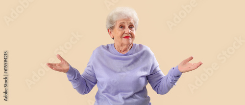 Confused senior woman in li...