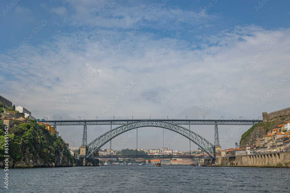 Naklejka premium vue du pony Dom luis et du fleure Douro (Porto, Portugal)