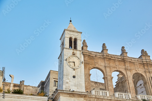 Foto View of piazza Mercantile in Bari.