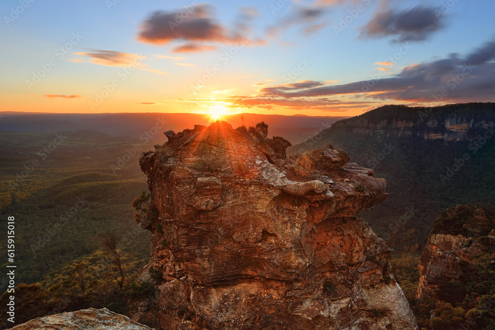 Sun setting over the Blue Mountains west of Sydney with views into the Megalong Valley