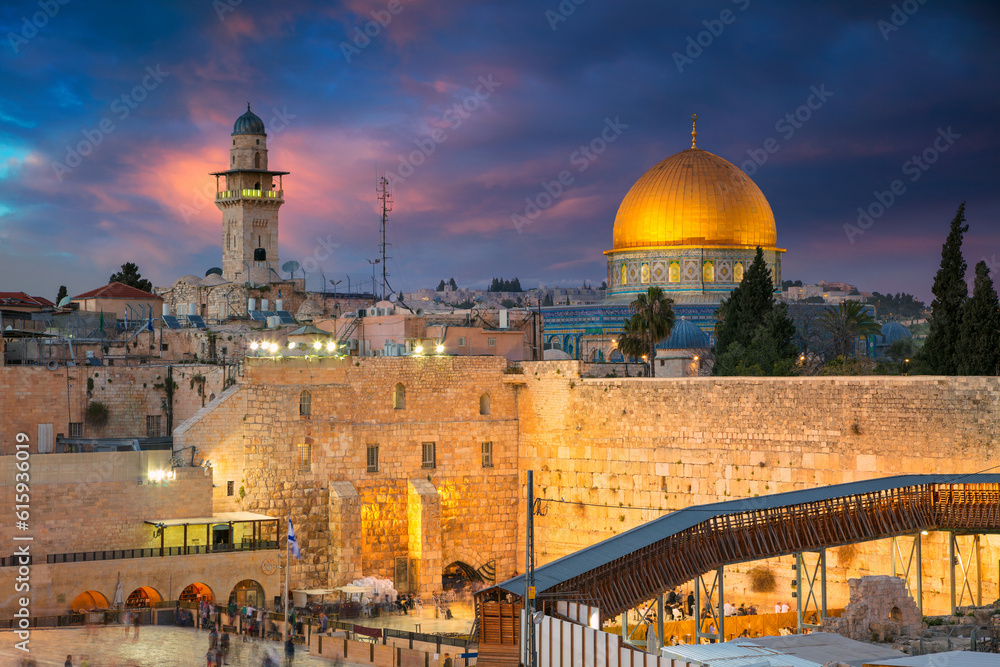 Fototapeta premium Cityscape image of Jerusalem, Israel with Dome of the Rock and Western Wall at sunset.
