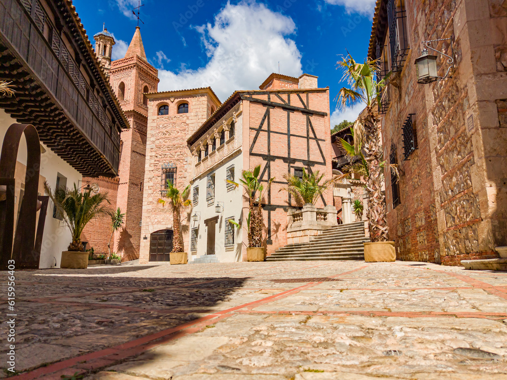 Fototapeta premium Vista dentro del pueblo español