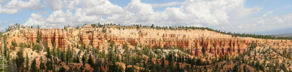 Panorama from Tower Bridge Trail in Bryce Canyon National Park, Utah