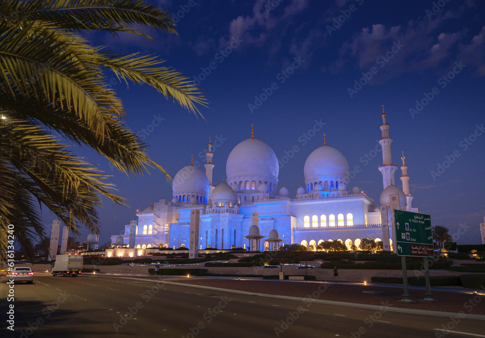Obraz premium Sheikh Zayed Mosque in Abu Dhabi