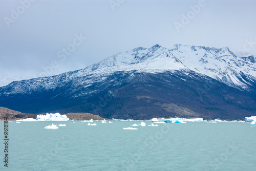 glaciar perito moreno en invierno en la patagonia argentina
