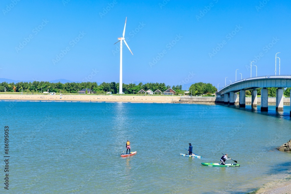 知多市、新舞子ファインブリッジと新舞子マリンパーク Stock-Foto | Adobe Stock