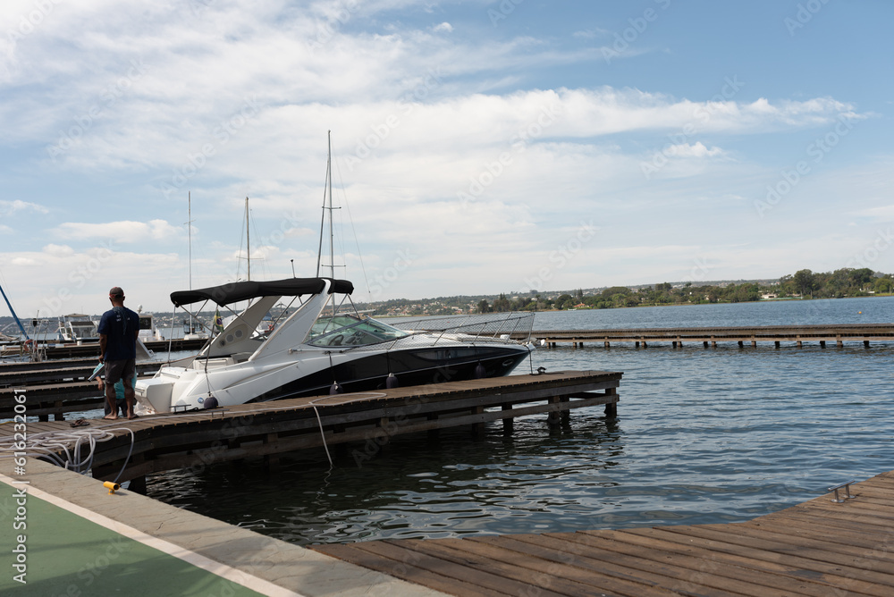 Fototapeta premium boats in the harbor