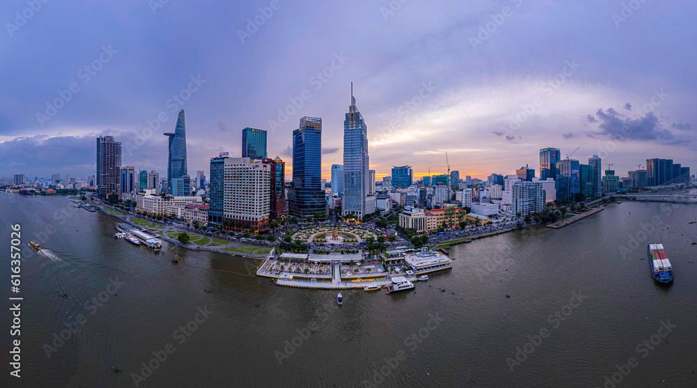 Fototapeta premium Sunset on Saigon riverside, Ho Chi Minh city Vietnam. Photo taken on June, 2023.