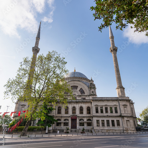 Canvas Print View from Meclis-i Mebusan Street overlooking Baroque style Dolmabahce Mosque, s
