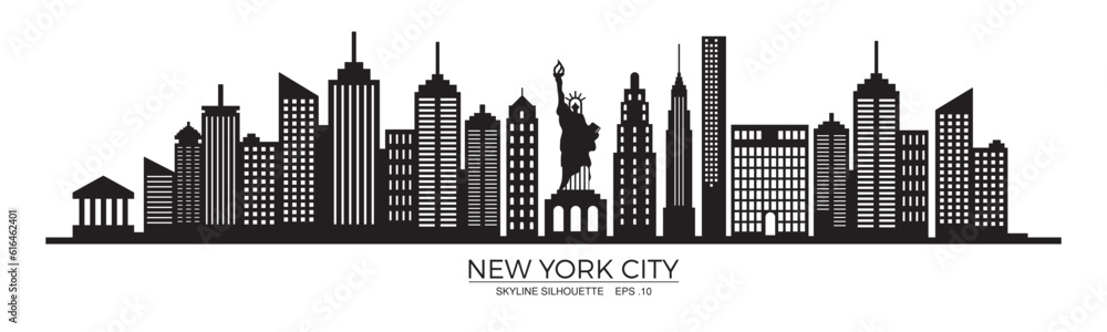Obraz premium New York city skyline silhouette with Statue of Liberty