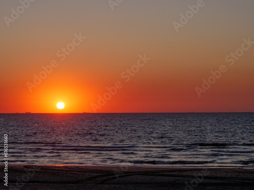 Sommerabend an der belgischen Nordseek  ste in De Haan