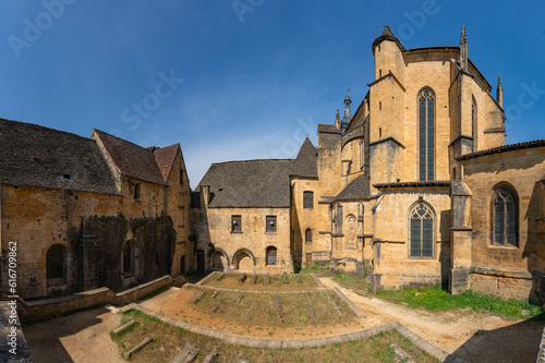 Sarlat la Canéda - Cathédrale Saine Sacerdos
