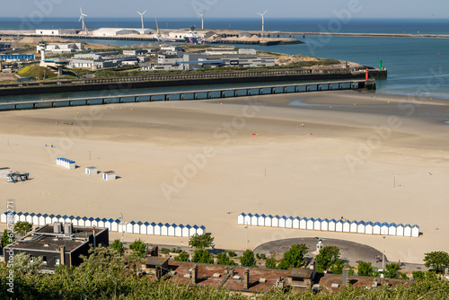 Vue plongeante sur la plage de Boulogne-sur-Mer