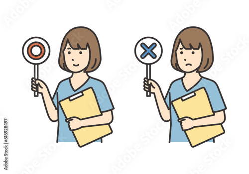 カルテとマルバツの札を持つ看護師の女性のイラスト
