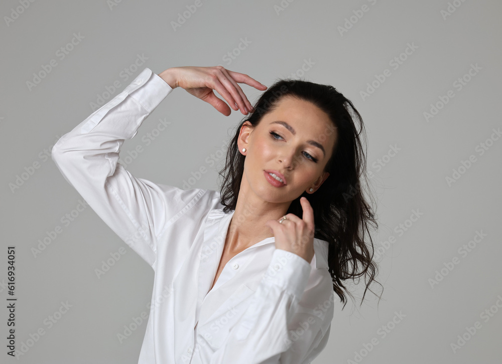 Beautiful black-haired woman, girl, studio portrait, Lithuanian pianist, accompanist, artist Beautiful black-haired woman, girl, studio portrait, Lithuanian pianist, accompanist, artist
