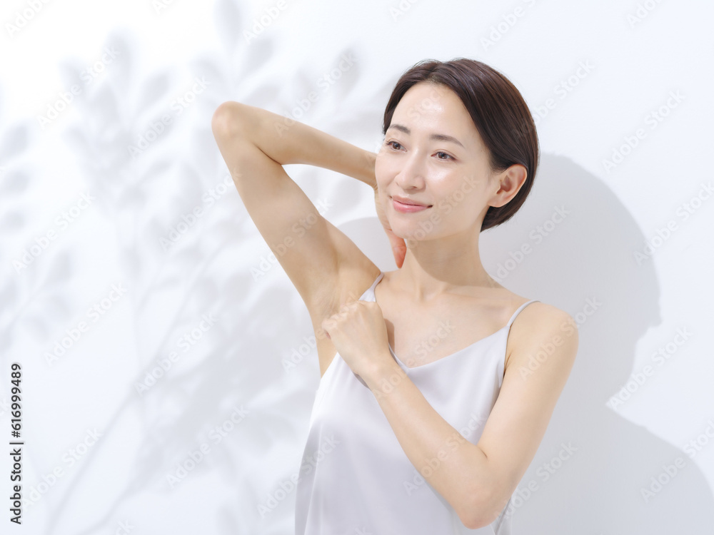 女性・わき 女性・わき