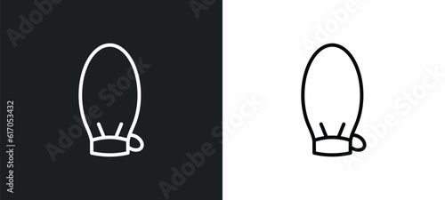 exfoliating mitt line icon in white and black colors. exfoliating mitt flat vector icon from exfoliating mitt collection for web, mobile apps and ui. photo