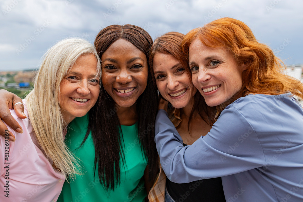 portrait group friends multigeneration - women of different ages multiracial - portrait group friends multigeneration - women of different ages multiracial -