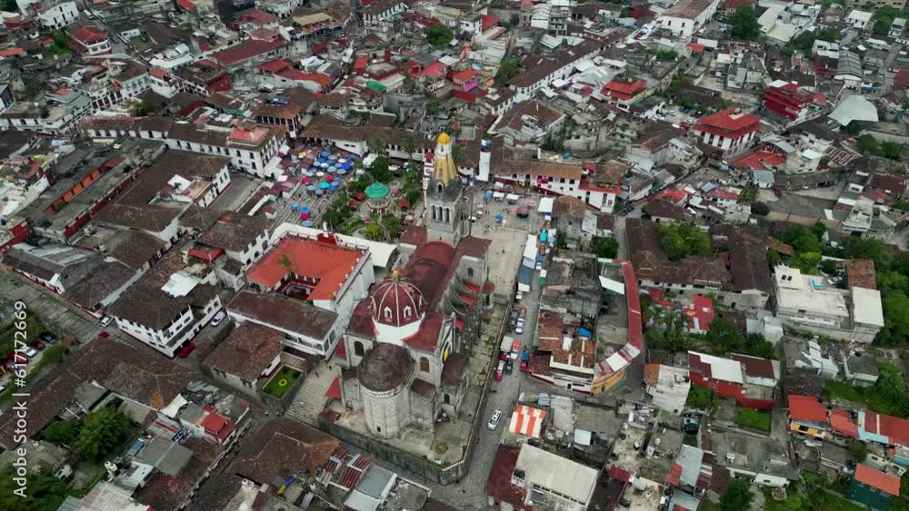 Cuetzalan: A 4K Aerial Adventure in Unmatched Clarity Cuetzalan: A 4K Aerial Adventure in Unmatched Clarity