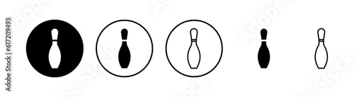 Bowling game Pin Icons set. Bowling icon, ball and pin