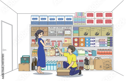 備蓄部屋で作業する男女