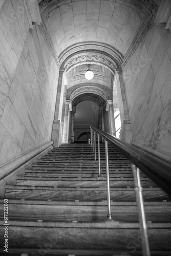 Inside of the New York Library 01 © jordanewert