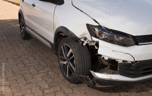 Right front end of a compact car that was damaged in a collision  © Marcos