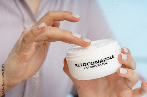Ketoconazole + Clobetasol Medical Cream photo