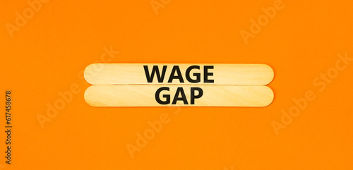 Принти на полотні Wage gap symbol