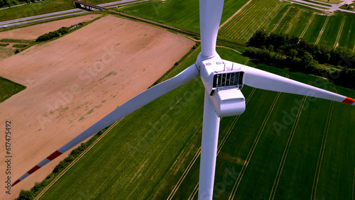 wiatrak energia śmigła urządzenie energetyka farma wiatrowa photo