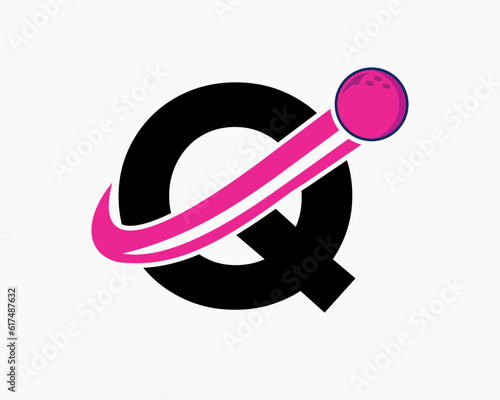 Letter Q Bowling Logo. Bowling Ball Symbol With Moving Ball Icon