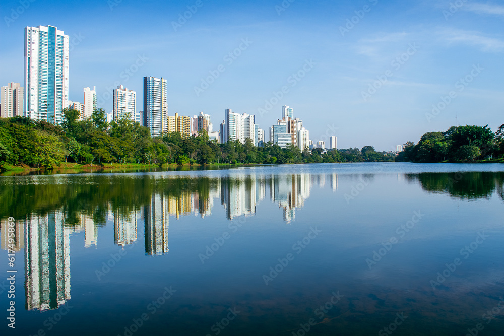 Londrina skyline igapo lake reflection
