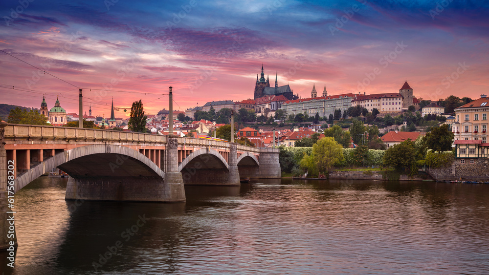 Fototapeta premium Image of Prague, capital city of Czech Republic, during dramatic sunset.