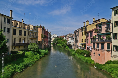 Padova, il fiume Piovego Bacchiglione e Porta Ponte Molino - Veneto