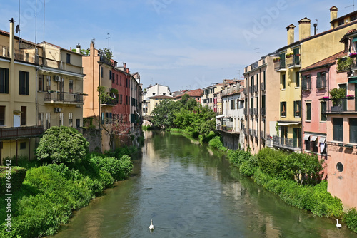 Padova, il fiume Piovego Bacchiglione e Porta Ponte Molino - Veneto